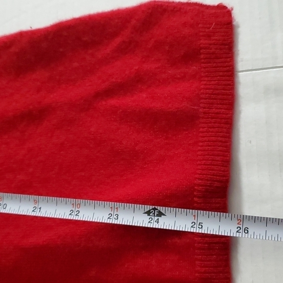 Talbots Red Cashmere Sweater Petite - Picture 9 of 10